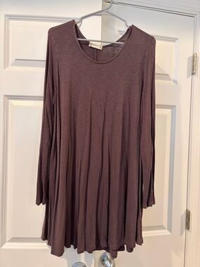 Women's Long Sleeve Flowy Dress - Plum